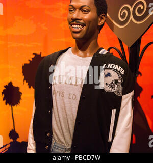 LOS ANGELES, USA - 28.September 2015: Eddie Merphy im Madame Tussauds Hollywood Wax Museum. Marie Tussaud wurde als Marie Grosholtz 1761 geboren Stockfoto