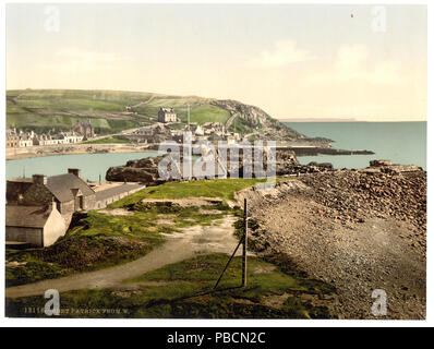 . Hafen von Patrick aus dem Westen, Schottland. Drucken Art.Nr. '13116'.; Titel von den Detroit Publishing Co., Katalog J - Ausland Abschnitt. Detroit, Mich.: Detroit fotografische Begleitung, 1905.; Weitere Informationen über die Photochrom Print Collection ist bei Http://hdl.loc.gov/loc.pnp/pp.pgz; ist Teil der verfügbaren: Blick auf Landschaft und Architektur in Schottland in den Photochrom print Collection.. Zwischen 1890 und 1900 1212 Port Patrick aus dem Westen, Schottland - LCCN 2002695038 Stockfoto