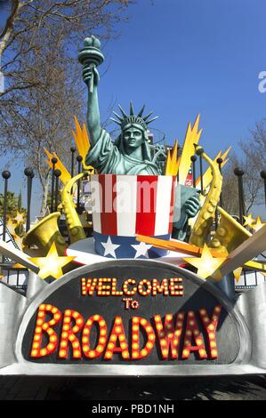 Karneval float, Broadway Allegorie, Isla Cristina, Provinz Huelva, Andalusien, Spanien, Europa. Stockfoto