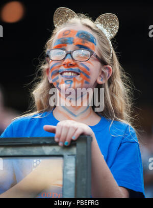 Pittsburgh, USA. 27. Juli, 2018. Eine junge Mets Ventilator am Spiel zwischen den Pittsburgh Pirates und die New York Mets, bevor ihr Spiel in Pittsburgh, USA. Brent Clark/CSM/Alamy leben Nachrichten Stockfoto