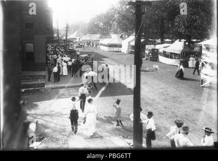 1578 Street Scene von der Oxford Street Fair 1915 (3191659940) Stockfoto
