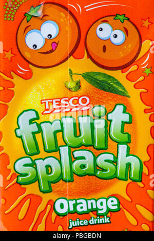 Detail auf Karton von Tesco Obst splash Orangensaft trinken Stockfoto