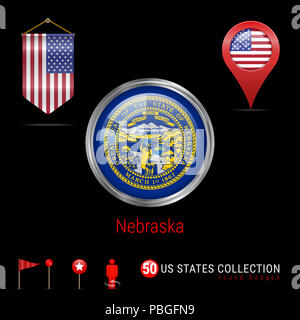 Runde silberne Abzeichen mit Nebraska US-Flagge. Glänzend Button Flagge von Nebraska. Runde Symbol von Nebraska mit Metallrahmen. Wimpel Flagge der USA. Karte Poin Stockfoto