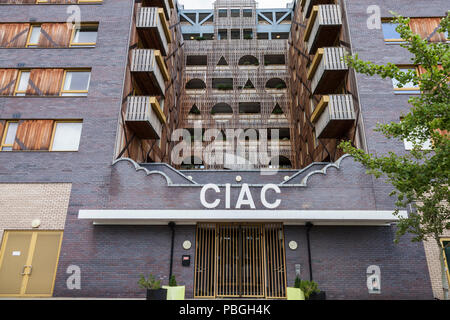 Das CIAC Apartmentblock in Middlehaven, Middlesbrough, England, Großbritannien Stockfoto