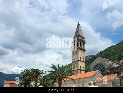 Sankt Nikolaus Kirche Turm Perast Stadt Montenegro Stockfoto