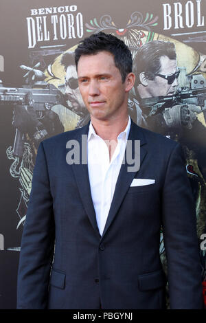 Premiere des icario: Tag der Soldado" statt an der Westwood Regency Theater in Los Angeles, Kalifornien, bietet: Jeffrey Donovan, Wo: Los Angeles, Kalifornien, Vereinigte Staaten, wenn: 26 Jun 2018 Credit: Sheri Determan/WENN.com Stockfoto