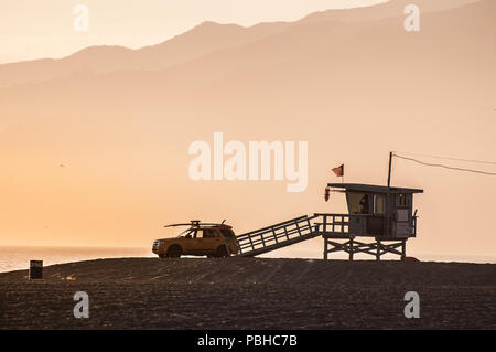 Retter am Strand von Santa Monica. Kalifornien. Stockfoto