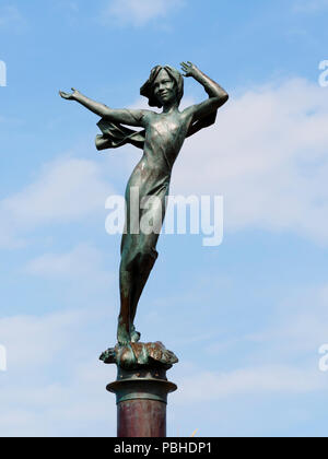 Memorial Statue von ekaterine Frolov, einem russischen Studenten, die auf Capstone Hill, Ilfracombe, Devon, Großbritannien Stockfoto