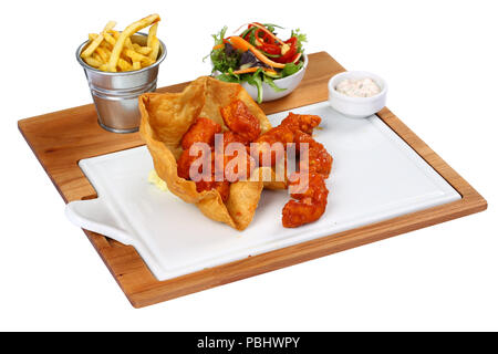 Gegrillte Jakobsmuscheln in Taco auf Holzplatte Stockfoto