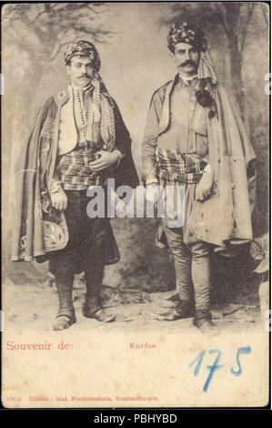 1781 Zwei kurdische Männer in Kostüm im Jahre 1899. Stockfoto