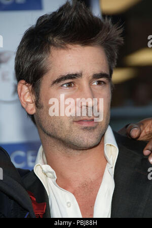 Colin Farrell Ankunft am MIAMI VICE Premiere auf dem Westwood Village Theater in Los Angeles. 20. Juli 2006. headshot FarrellColin064 Red Carpet Event, Vertikal, USA, Filmindustrie, Prominente, Fotografie, Bestof, Kunst, Kultur und Unterhaltung, Topix Prominente Fashion/Vertikal, Besten, Event in Hollywood Leben - Kalifornien, Roter Teppich und backstage, USA, Film, Stars, Film Stars, TV Stars, Musik, Promis, Fotografie, Bestof, Kunst, Kultur und Unterhaltung, Topix, headshot, vertikal, eine Person aus dem Jahr 2006, Anfrage tsuni@Gamma-USA.com Stockfoto