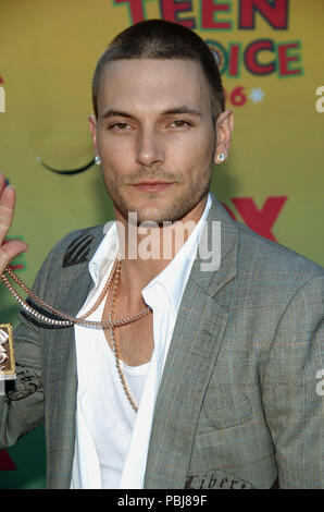 Kevin Federline in der Teen Choice Awards an der Universal Amphitheater in Los Angeles. 20. August 2006, headshot Augenkontakt FederlineKevin 113 Red Carpet Event, Vertikal, USA, Filmindustrie, Prominente, Fotografie, Bestof, Kunst, Kultur und Unterhaltung, Topix Prominente Fashion/Vertikal, Besten, Event in Hollywood Leben - Kalifornien, Roter Teppich und backstage, USA, Film, Stars, Film Stars, TV Stars, Musik, Promis, Fotografie, Bestof, Kunst, Kultur und Unterhaltung, Topix, headshot, vertikal, eine Person aus dem Jahr 2006, Anfrage tsuni @ Gamma-US Stockfoto