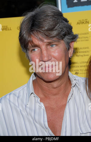 Eric Roberts bei der Ankunft im Little Miss Sunshine im Wadsworth Theater in Los Angeles. Sonntag, 2. Juli 2006. RobertsRoberts 062 Red Carpet Event, Vertikal, USA, Filmindustrie, Prominente, Fotografie, Bestof, Kunst, Kultur und Unterhaltung, Topix Prominente Fashion/Vertikal, Besten, Event in Hollywood Leben - Kalifornien, Roter Teppich und backstage, USA, Film, Stars, Film Stars, TV Stars, Musik, Promis, Fotografie, Bestof, Kunst, Kultur und Unterhaltung, Topix, headshot, vertikal, eine Person aus dem Jahr 2006, Anfrage tsuni@Gamma-USA.com Stockfoto