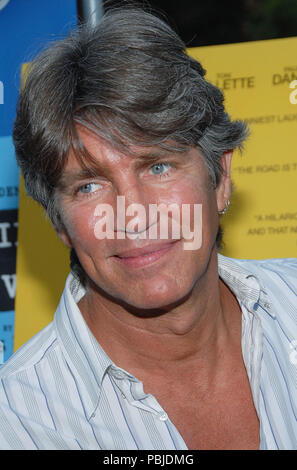 Eric Roberts bei der Ankunft im Little Miss Sunshine im Wadsworth Theater in Los Angeles. Sonntag, 2. Juli 2006. RobertsRoberts 063 Red Carpet Event, Vertikal, USA, Filmindustrie, Prominente, Fotografie, Bestof, Kunst, Kultur und Unterhaltung, Topix Prominente Fashion/Vertikal, Besten, Event in Hollywood Leben - Kalifornien, Roter Teppich und backstage, USA, Film, Stars, Film Stars, TV Stars, Musik, Promis, Fotografie, Bestof, Kunst, Kultur und Unterhaltung, Topix, headshot, vertikal, eine Person aus dem Jahr 2006, Anfrage tsuni@Gamma-USA.com Stockfoto