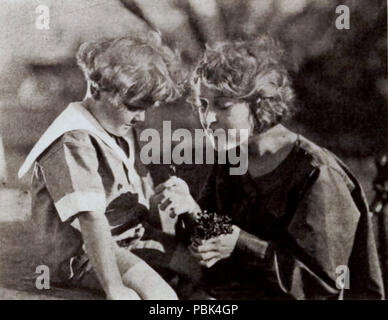 1642 Die Hälfte Rasse (1922) - 4. Stockfoto