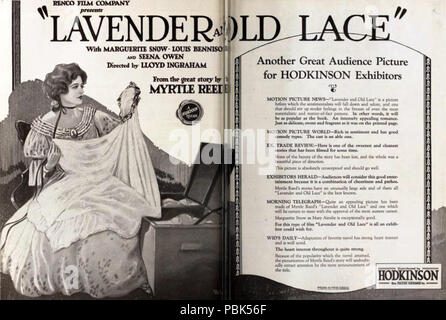 888 Lavendel und alte Spitze (1921) - 4. Stockfoto