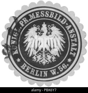 Alte Briefverschlussmarke aus Papier, welche seit ca. 1850 von Behoerden, Anwaelten, Notaren und Firmen zum Verschliessen der Post verwendet wurde. 1448 Siegelmarke Königl. Pr. Messbild-Anstalt Berlin W 0338767 Stockfoto