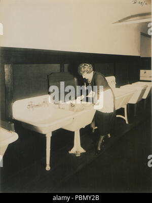 928 lebendes Modell in Armaturen Foto W (HS 85-10 -38530) Stockfoto