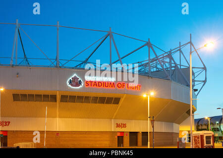 Das Stadion des Lichts in der Dämmerung, Vaux Brauerei, Schafställe, Sunderland, Tyne und Wear, England, Vereinigtes Königreich Stockfoto