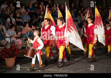 Flagge Weber und Musiker von Velletri bei Rom ein Ereignis namens "Anno Domini 1495 organisieren Stockfoto