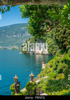 Die Villa del Balbianello, berühmte Villa in der Gemeinde Lenno gelegen, mit Blick auf den Comer See. Lombardei, Italien. Stockfoto