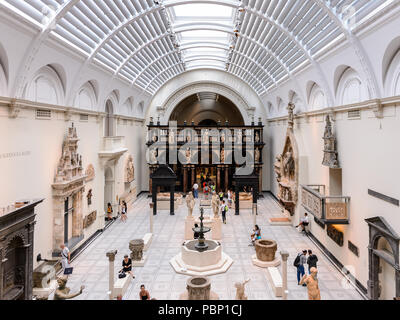 LONDON, ENGLAND - Juli 23, 2016: Victoria & Albert Museum, London. Es wurde im Jahre 1852 gegründet.