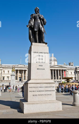 Charles James Napier Statue auf dem Trafalgar Square, London, England, Großbritannien Stockfoto