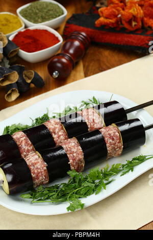 Türkische roh Aubergine kebab Stockfoto