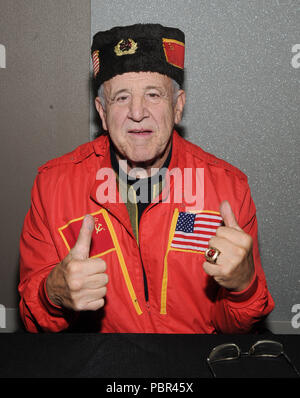 *** Foto *** ehemaligen WWE Wrestler, Nikolai Volkoff, ist vergangen NEW YORK, NY - 4. NOVEMBER: Nikolai Volkoff besucht das grosse Ereignis NY in LaGuardia Plaza Hotel am 4. November 2017 in Queens, New York. Credit: George Napolitano/MediaPunch Stockfoto