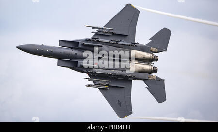 China. 30. Juli, 2018. Die F-15E Strike Eagle ist eine US-amerikanische all-Wetter multirole Strike Fighter von der McDonnell Douglas F-15 Eagle abgeleitet. Die F-15E in den 1980er Jahren für hohe Geschwindigkeit Verbot ohne sich auf Escort oder elektronische - Kriegsführung Flugzeuge ausgelegt. Credit: SIPA Asien/ZUMA Draht/Alamy leben Nachrichten Stockfoto