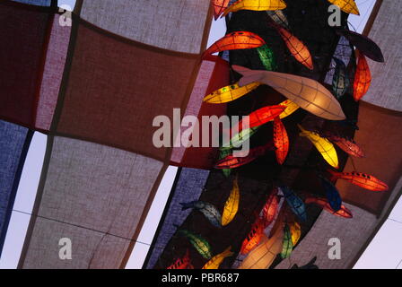 Traditionelle asiatische koreanische Fisch Laternen an Jogyesa Tempel Seoul, Südkorea. Stockfoto