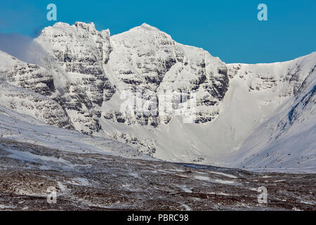 Der Berg der ein Teallach im Wester Ross, Northwest Highlands von Schottland. Eine Teallach hat zwei Munros, der höchste Bidean ein 'Ghlas Thuill Stockfoto