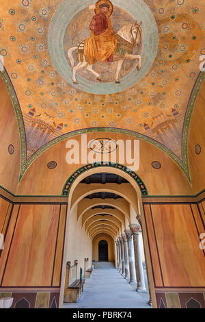Die Fresken in den Arkaden, Eingang Ostseite, Friedhof Nordfriedhof, Ungererstr., München, Oberbayern, Bayern, Deutschland Stockfoto