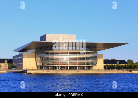 Das Royal Opera House (2005 eingeweiht) in Kopenhagen, Dänemark Stockfoto