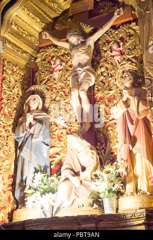 QUITO, ECUADOR - Jan 1, 2015: Innenraum der Kirche von Merced im historischen Zentrum von Quito. Das historische Zentrum von Quito ist das erste UNESCO-Heri Stockfoto