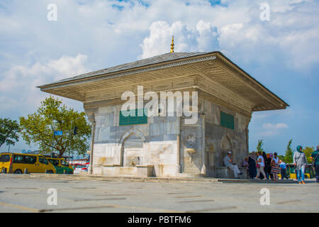 Iii. Ahmet Gulnus Emetullah Sultan Brunnen ist ein osmanischer Brunnen in der uskudar Bezirk von Istanbul. Stockfoto