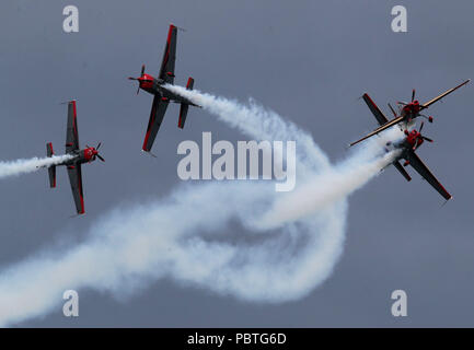 Die Royal Jordanian Falcons durchführen während der jährlichen Bray Air Display in Co. Wicklow. Stockfoto