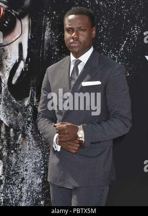 Dayo Okeniyi Ankunft auf dem Terminator Genisys Premiere auf der Dolby Theatre in Los Angeles. Juni 28, 2015. dayo Okeniyi - - - - - - - - - - - - - Red Carpet Event, Vertikal, USA, Filmindustrie, Prominente, Fotografie, Bestof, Kunst, Kultur und Unterhaltung, Topix Prominente Fashion/Vertikal, Besten, Event in Hollywood Leben - Kalifornien, Roter Teppich und backstage, USA, Film, Stars, Film Stars, TV Stars, Musik, Promis, Fotografie, Bestof, Kunst, Kultur und Unterhaltung, Topix, drei Viertel, vertikal, eine Person aus dem Jahr 2015, Anfrage tsuni@Gamma-USA.com Stockfoto