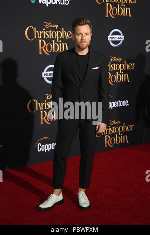 Burbank, Kalifornien, USA. 30. Juli, 2018. Ewan McGregor, bei der Premiere von Disney's "Christopher Robin' in den Walt Disney Studios in Burbank, Kalifornien am 30. Juli 2018. Credit: MediaPunch Inc/Alamy leben Nachrichten Stockfoto