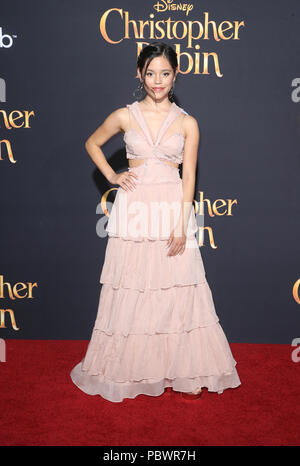 Burbank, Kalifornien, USA. 30. Juli, 2018. Jenna Ortega, bei der Premiere von Disney's "Christopher Robin' in den Walt Disney Studios in Burbank, Kalifornien am 30. Juli 2018. Credit: MediaPunch Inc/Alamy leben Nachrichten Stockfoto