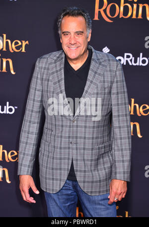 Burbank, Kalifornien, USA. 30. Juli 2018. Brad Garrett besucht die Premiere von Disney's "Christopher Robin' in den Walt Disney Studios am 30. Juli in Burbank, Kalifornien 2018. Credit: Tsuni/USA/Alamy leben Nachrichten Stockfoto