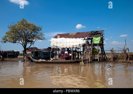 Sangker River, Provinz Battambang Kambodscha, Fishing Camp in der Mitte der Fluss Stockfoto