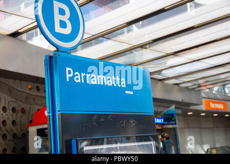 Parramatta Bus und Bahnhof im Zentrum der Stadt, in der Western Sydney, Australien Stockfoto