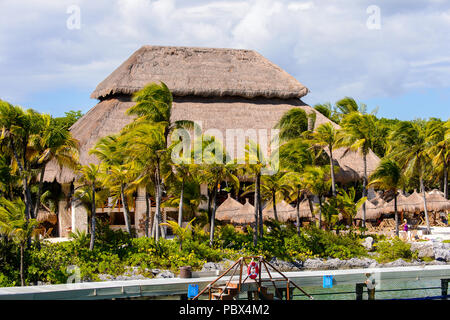 Schönen Strand von Xcaret, Maya Zivilisation archäologische Stätte, Halbinsel Yucatan, Quintana Roo, Mexiko Stockfoto