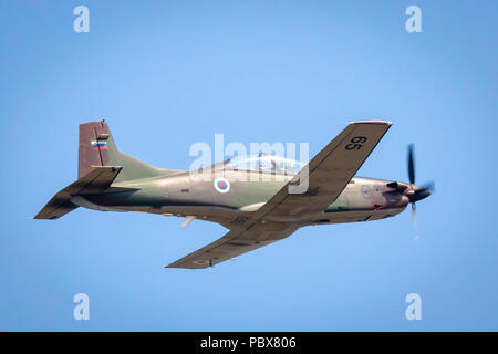 Fairford, Gloucestershire, Großbritannien - 14 Juli, 2018: Slowenisch Air Force Pilatus PC-9 angezeigte Fairford International Air Tattoo 2018 Stockfoto