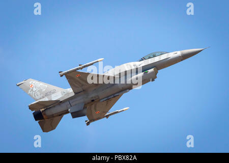 Fairford, Gloucestershire, Großbritannien - 14 Juli, 2018: Polish Air Force Lockheed Martin, General Dynamics F-16 Fighting Falcon Stockfoto