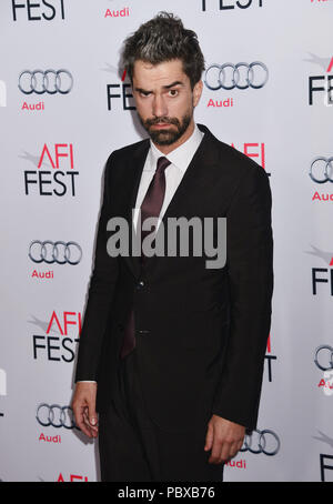 Hamish Linklater 081 an den Grossen kurze Premiere auf der TCL Chinese Theatre in Los Angeles. November 12, 2015. Hamish Linklater 081 - - - - - - - - - - - - - Red Carpet Event, Vertikal, USA, Filmindustrie, Prominente, Fotografie, Bestof, Kunst, Kultur und Unterhaltung, Topix Prominente Fashion/Vertikal, Besten, Event in Hollywood Leben - Kalifornien, Roter Teppich und backstage, USA, Film, Stars, Film Stars, TV Stars, Musik, Promis, Fotografie, Bestof, Kunst, Kultur und Unterhaltung, Topix, drei Viertel, vertikal, eine Person aus dem Jahr 2015, Anfrage tsuni@Gam Stockfoto