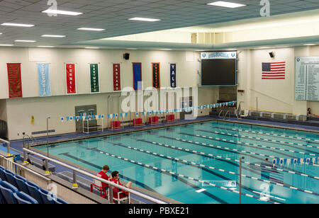 New York, USA. Die Columbia University Percy Uris Schwimmhalle. Hallenbad komplex. Stockfoto
