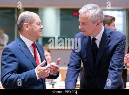 Belgien, Brüssel, am 2018/05/25: Bruno Le Maire, der französische Minister für Wirtschaft und Finanzen, und Olaf Scholz, Bundesminister für Finanzen, att Stockfoto