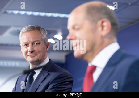 Belgien, Brüssel, am 2018/05/25: Bruno Le Maire, der französische Minister für Wirtschaft und Finanzen, und Olaf Scholz, Bundesminister für Finanzen, att Stockfoto